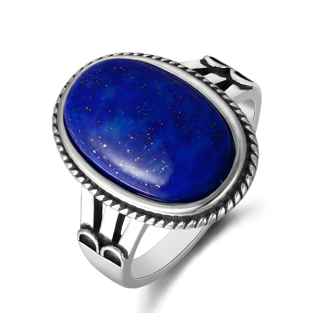 bague lapis lazuli argent avec pierre ovale bleue aux éclats dorés, montée sur un anneau en argent orné de détails ciselés et torsadés