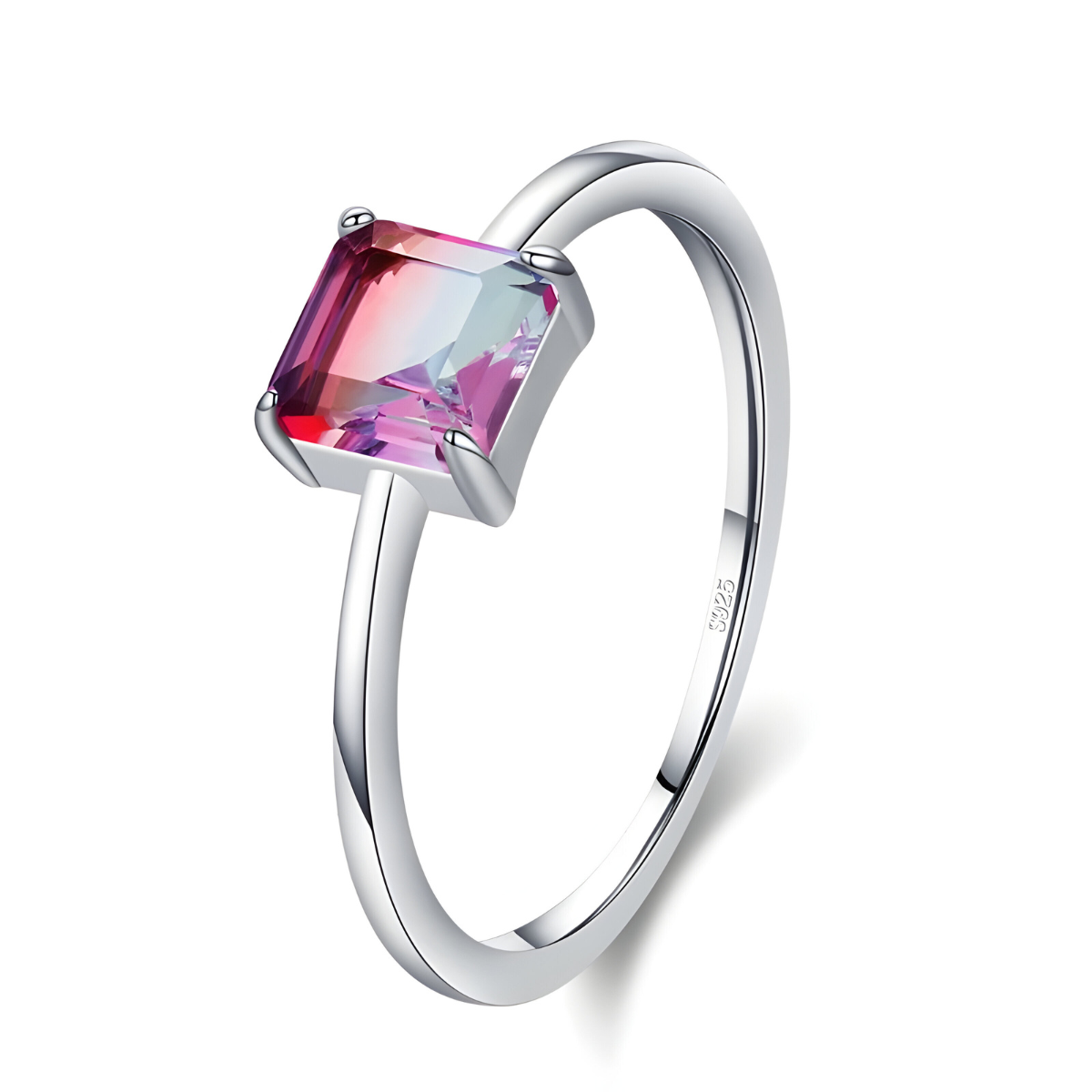 Bague tourmaline rectangulaire multicolore montée sur anneau fin en argent 925 avec sertissage à quatre griffes