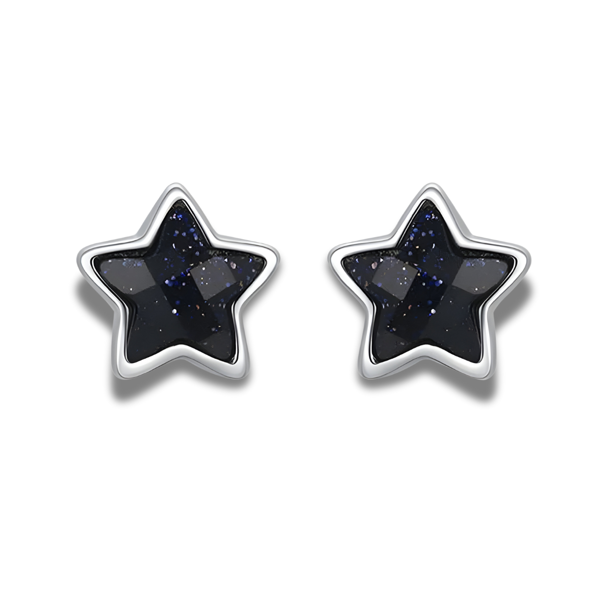 Boucles d’oreilles obsidienne en forme d’étoile noire scintillante sertie sur monture argentée brillante