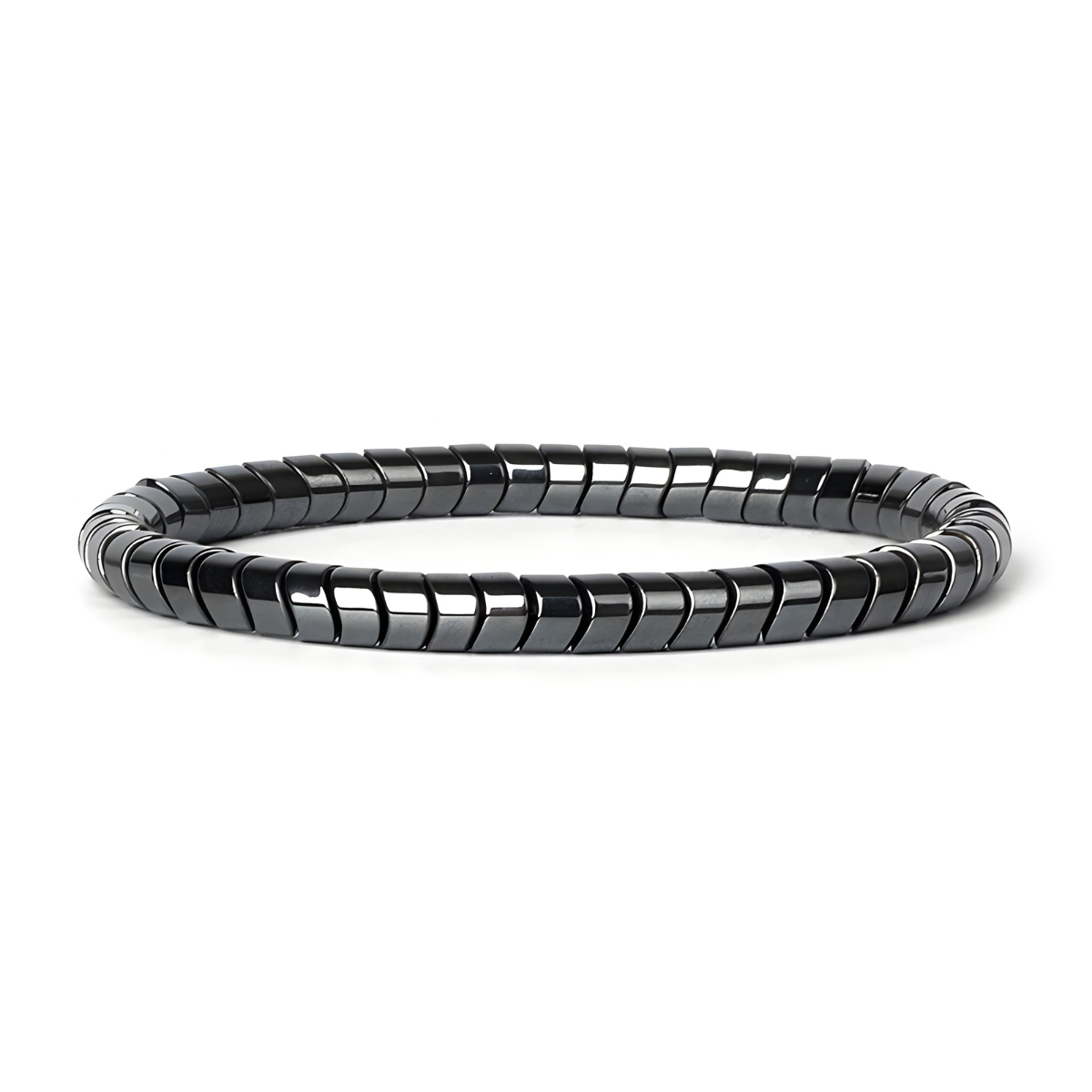 bracelet hématite avec perles rectangulaires fines noir métallique montées sur un fil élastique ajustable