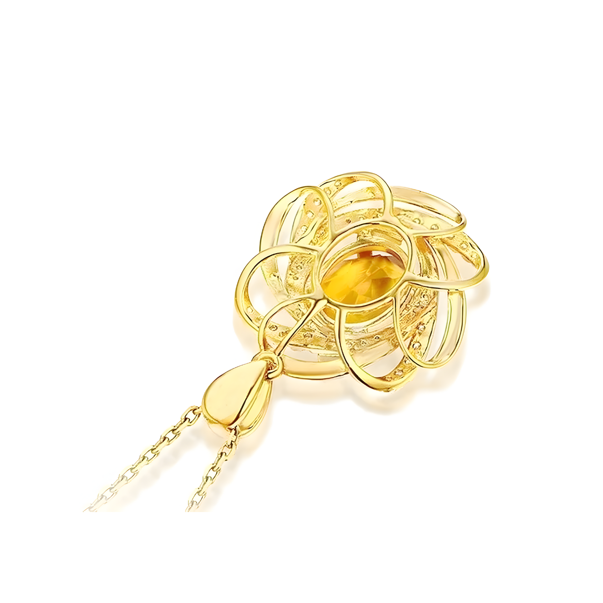 Une fine chaîne dorée porte un pendentif rond en citrine naturelle facettée entouré d’un halo de petits zircons blancs, collier Citrine moderne
