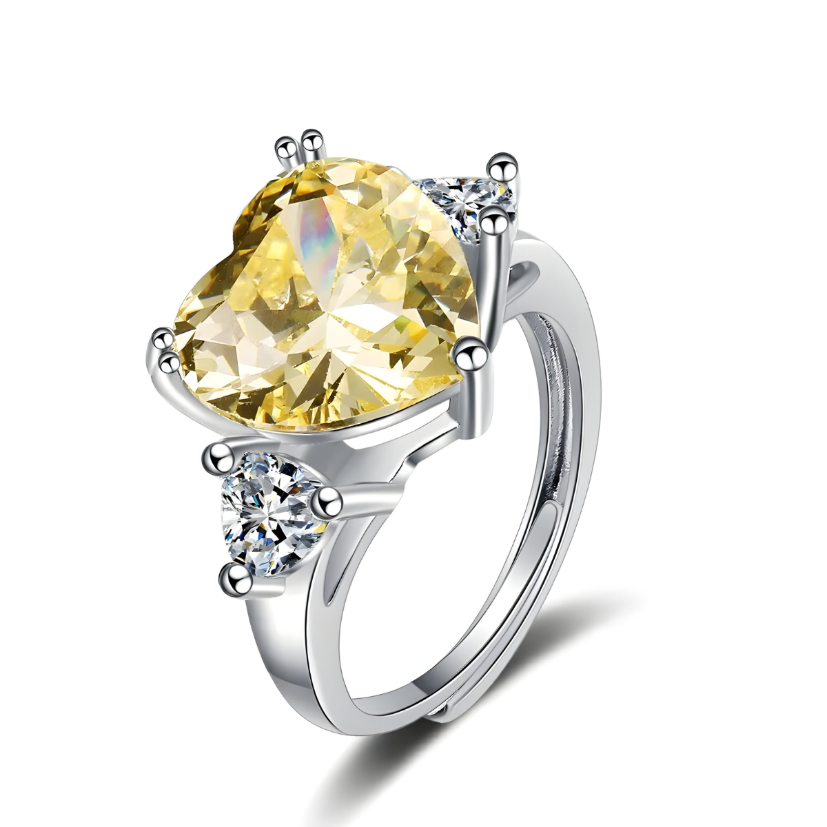 bague citrine argent avec pierre en forme de cœur et deux oxydes latéraux