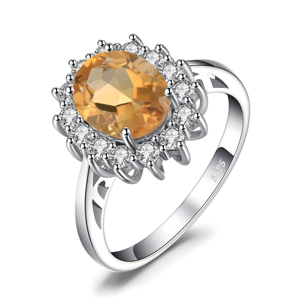 bague citrine argent avec pierre ovale facettée entourée de petits oxydes blancs sur monture argentée poinçonnée 925