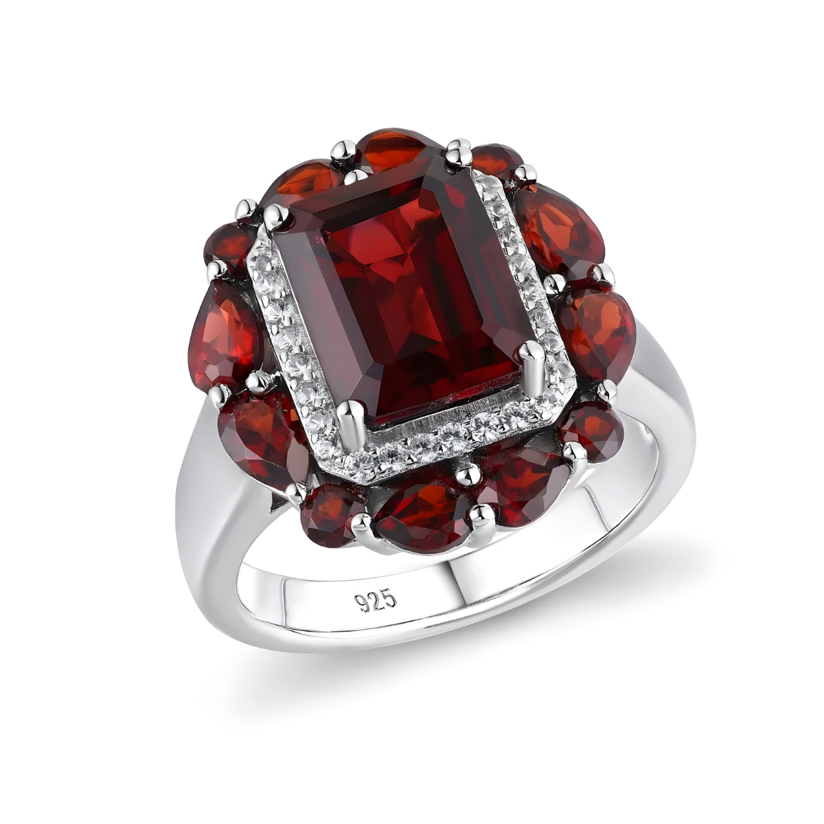 bague grenat argent avec pierre centrale rectangulaire et halo de pierres rouges en forme de goutte