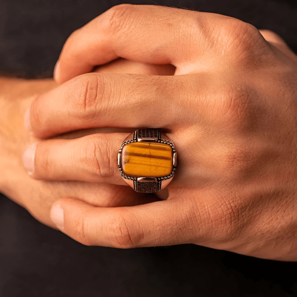 Bague œil de tigre rectangle monture vintage pour homme