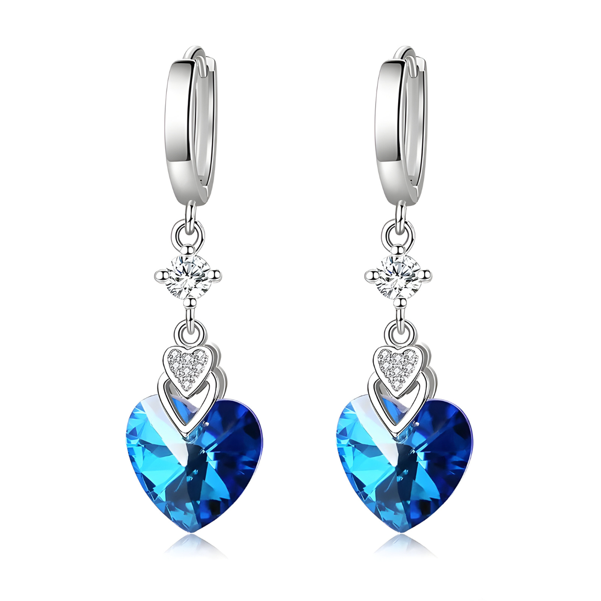 Boucles d’oreilles aigue marine en forme de cœur bleu facetté avec deux petits cœurs argentés et cristal rond suspendus à un anneau