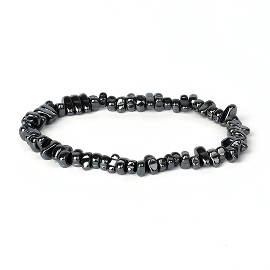 bracelet hématite avec éclats polis noir métallisé montés sur un fil élastique discret