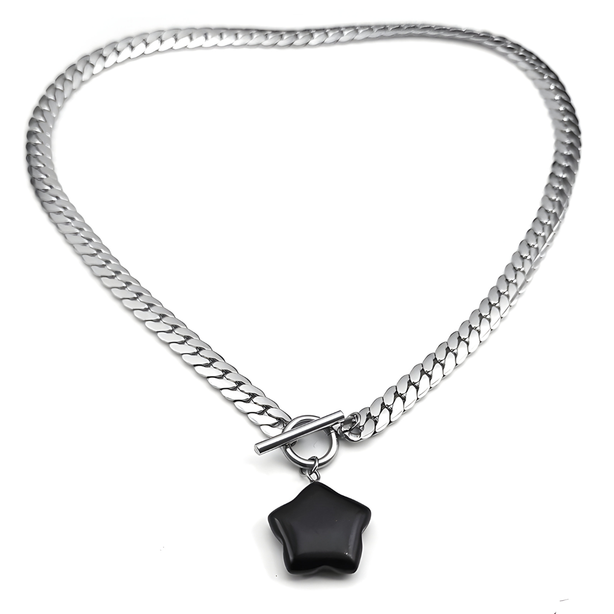 Collier obsidienne avec pendentif étoile noire suspendu à une chaîne large à maillons plats et fermoir toggle en T circulaire