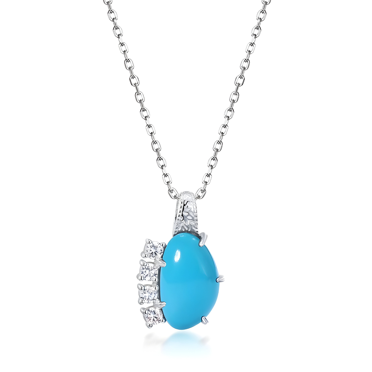Un Collier Turquoise Véritable en argent, orné d’une pierre turquoise ovale et de petits cristaux scintillants sur le côté